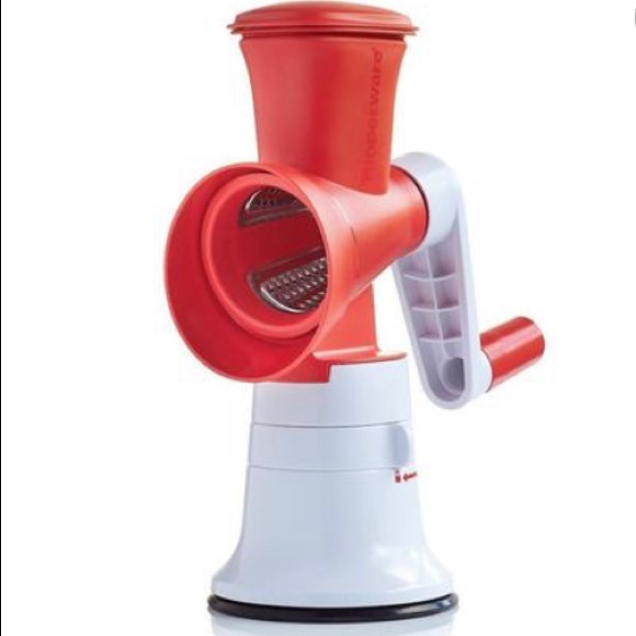Tupperware Grate Master Shredder - Picture 5 of 7